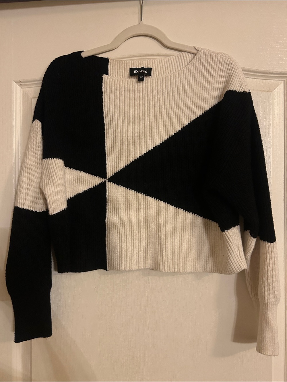 Express Black & Cream Geometric Ribbed Crew Sweater
